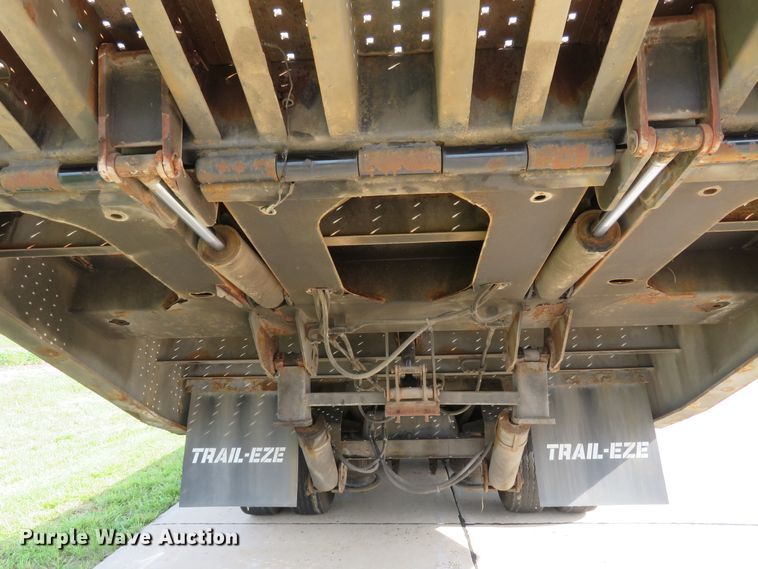 image for item FP9327 2014 Trail-Eze TE80HT  drop deck equipment trailer