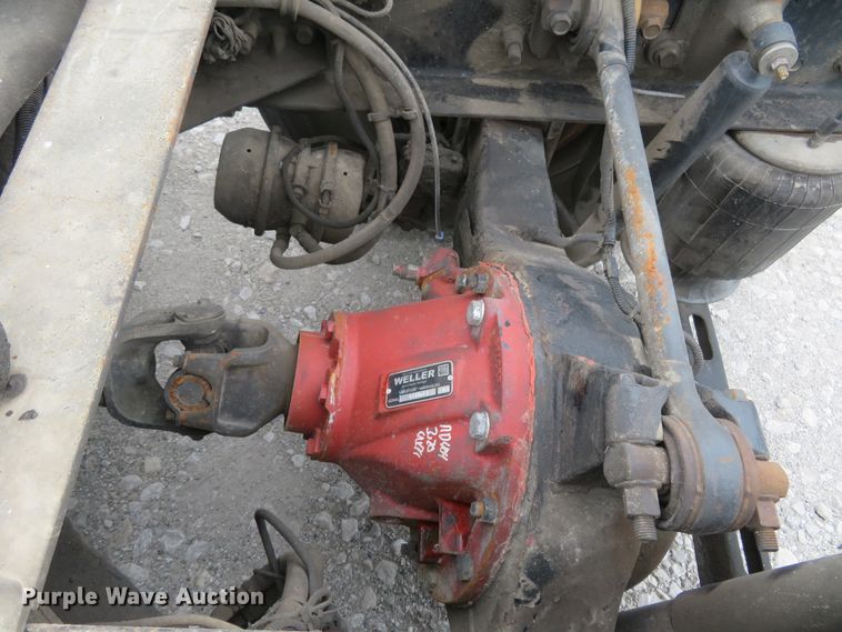 image for item FP9336 1998 Volvo VN  semi truck