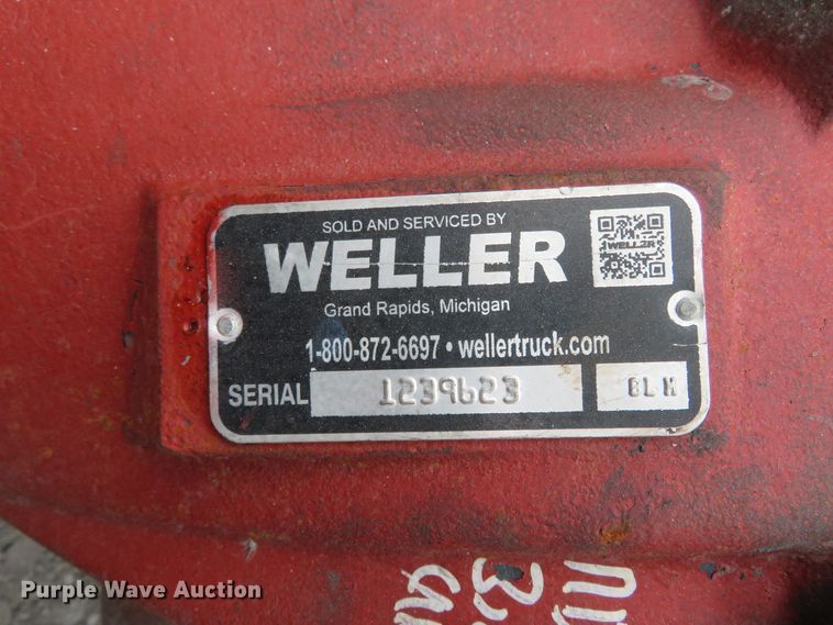 image for item FP9336 1998 Volvo VN  semi truck