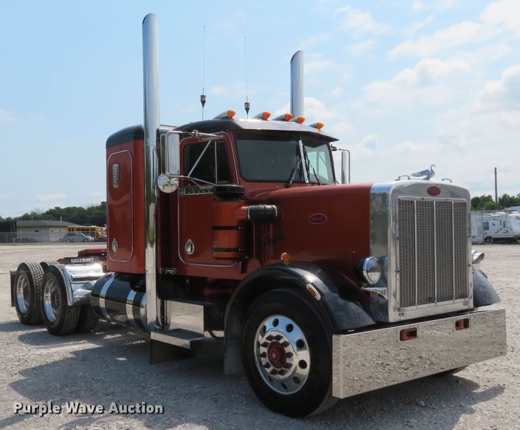 image for item FP9337 1984 Peterbilt 359  semi truck