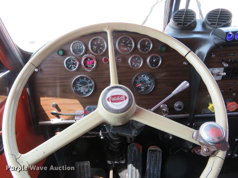 image for item FP9337 1984 Peterbilt 359  semi truck