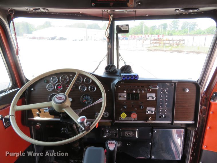 image for item FP9337 1984 Peterbilt 359  semi truck