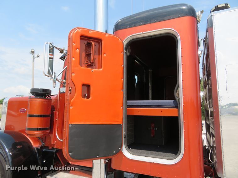 image for item FP9337 1984 Peterbilt 359  semi truck