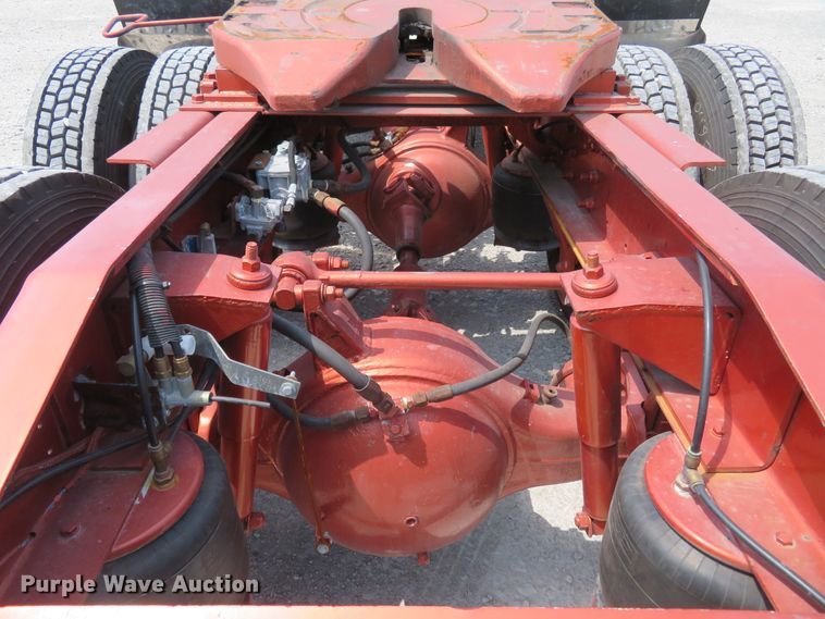 image for item FP9337 1984 Peterbilt 359  semi truck