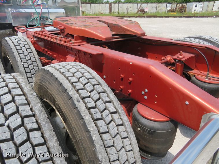 image for item FP9337 1984 Peterbilt 359  semi truck