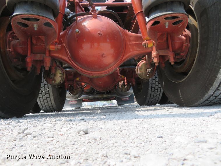 image for item FP9337 1984 Peterbilt 359  semi truck