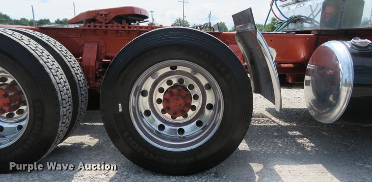 image for item FP9337 1984 Peterbilt 359  semi truck