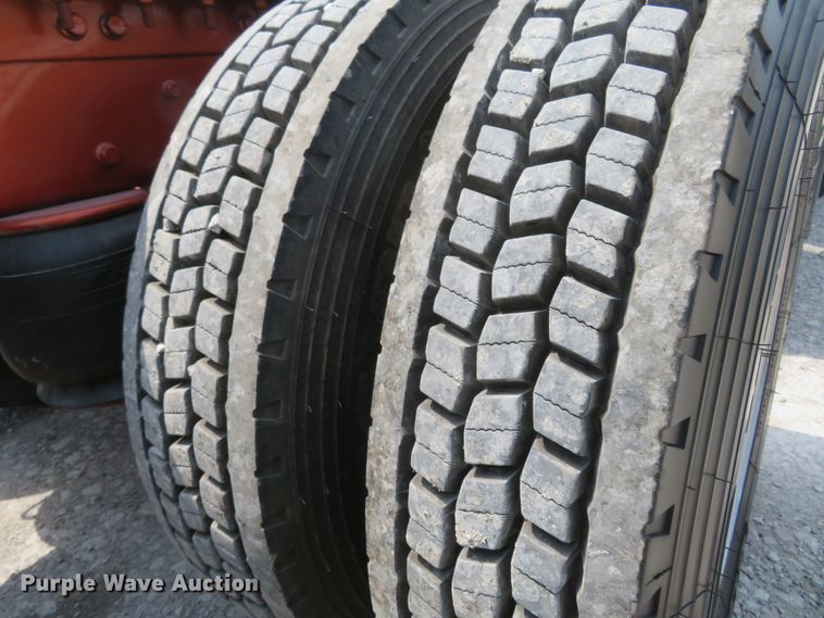 image for item FP9337 1984 Peterbilt 359  semi truck