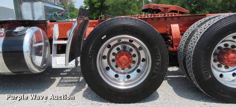 image for item FP9337 1984 Peterbilt 359  semi truck