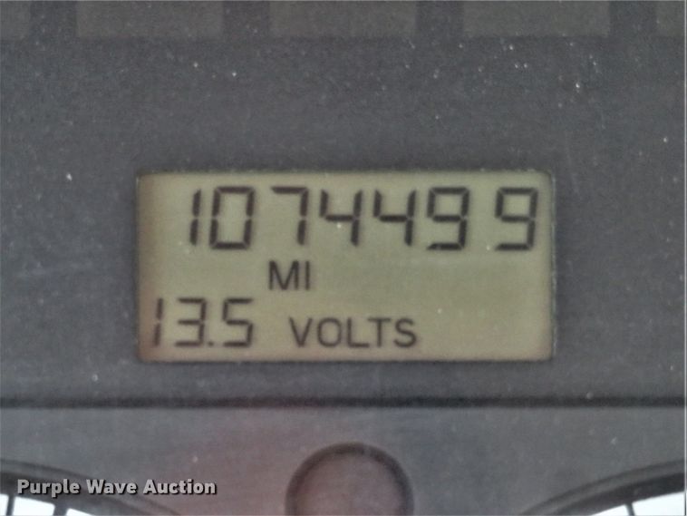 image for item FP9339 2004 Freightliner Century Class ST  semi truck