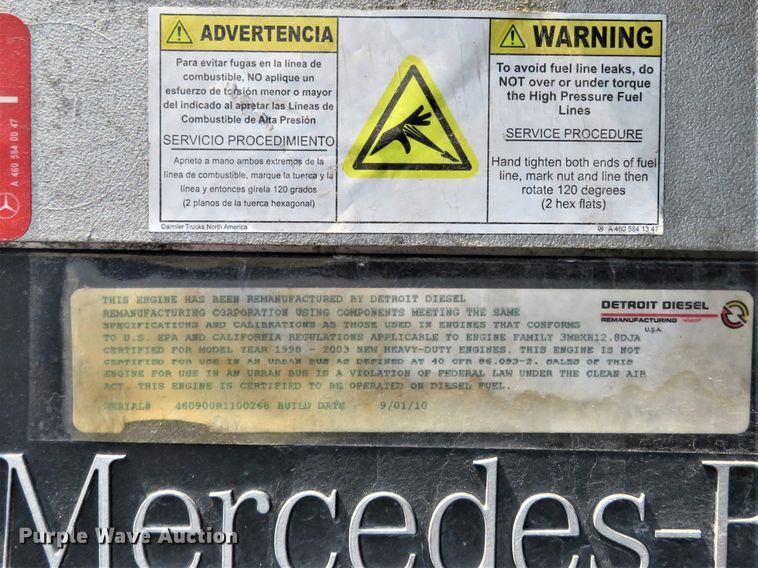 image for item FP9339 2004 Freightliner Century Class ST  semi truck