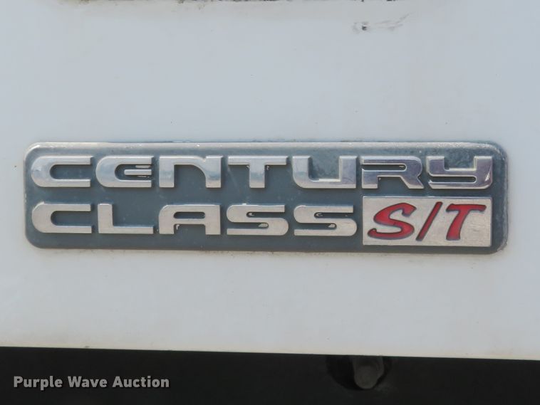 image for item FP9339 2004 Freightliner Century Class ST  semi truck