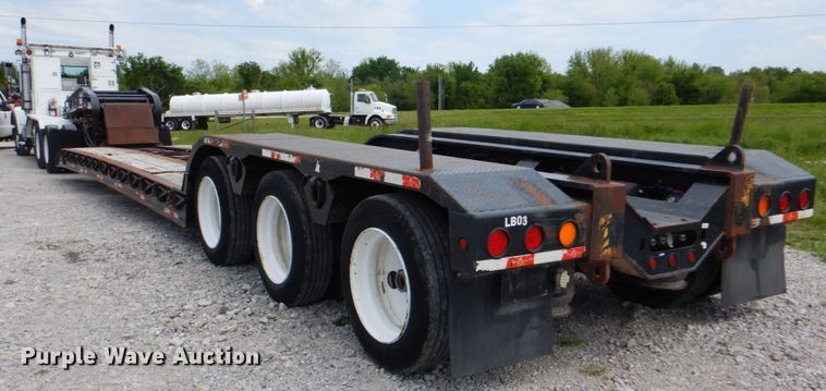 image for item HT9252 2013 Dragon Products Heavy Haul  lowboy equipment trailer
