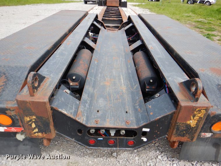 image for item HT9252 2013 Dragon Products Heavy Haul  lowboy equipment trailer