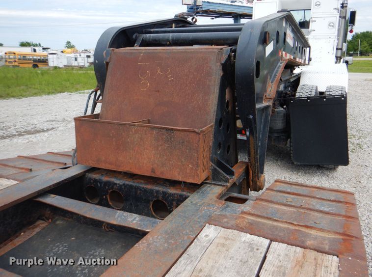 image for item HT9252 2013 Dragon Products Heavy Haul  lowboy equipment trailer