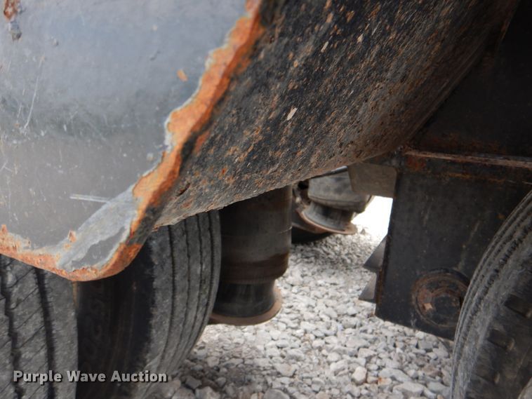 image for item HT9252 2013 Dragon Products Heavy Haul  lowboy equipment trailer