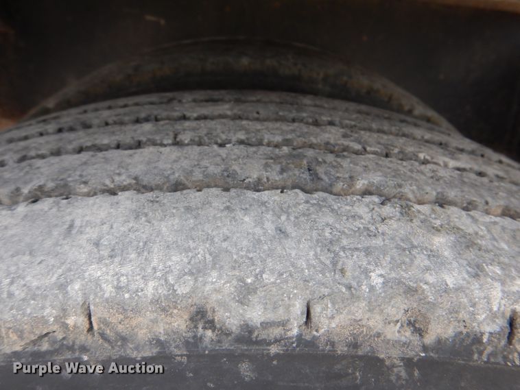 image for item HT9252 2013 Dragon Products Heavy Haul  lowboy equipment trailer