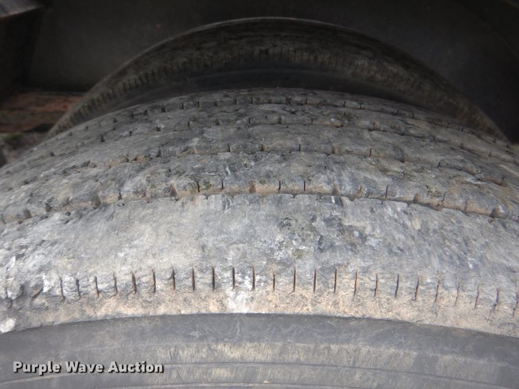 image for item HT9252 2013 Dragon Products Heavy Haul  lowboy equipment trailer