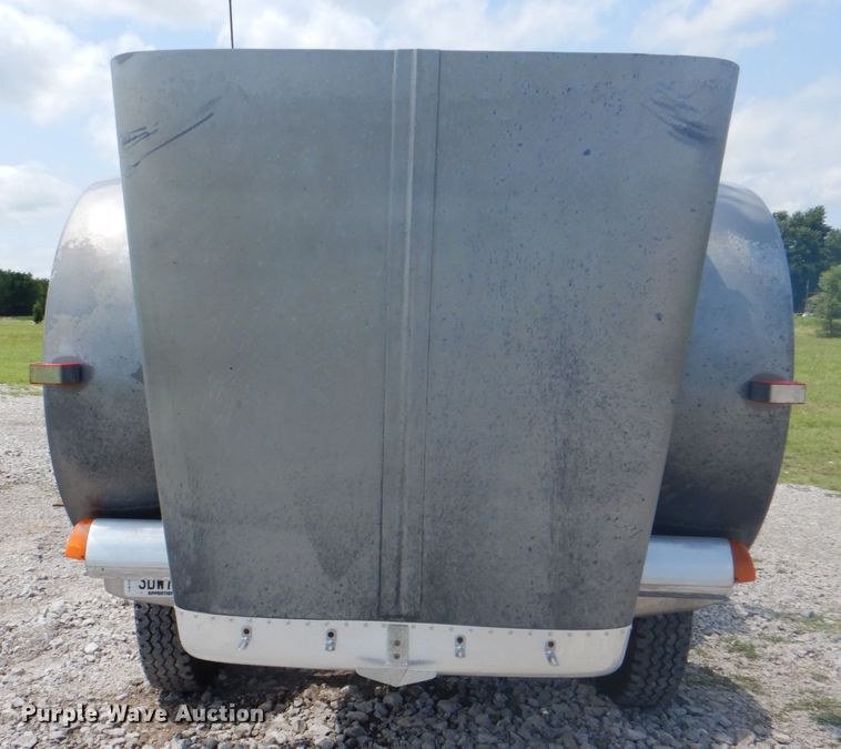 image for item HT9356 2003 Peterbilt 378  semi truck