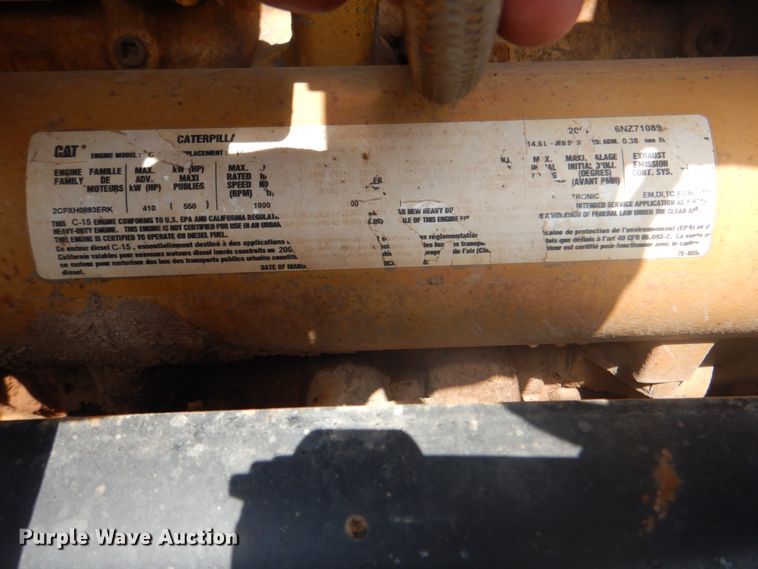 image for item HT9356 2003 Peterbilt 378  semi truck