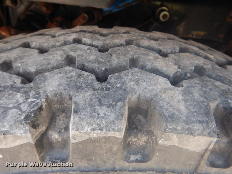 image for item HT9356 2003 Peterbilt 378  semi truck