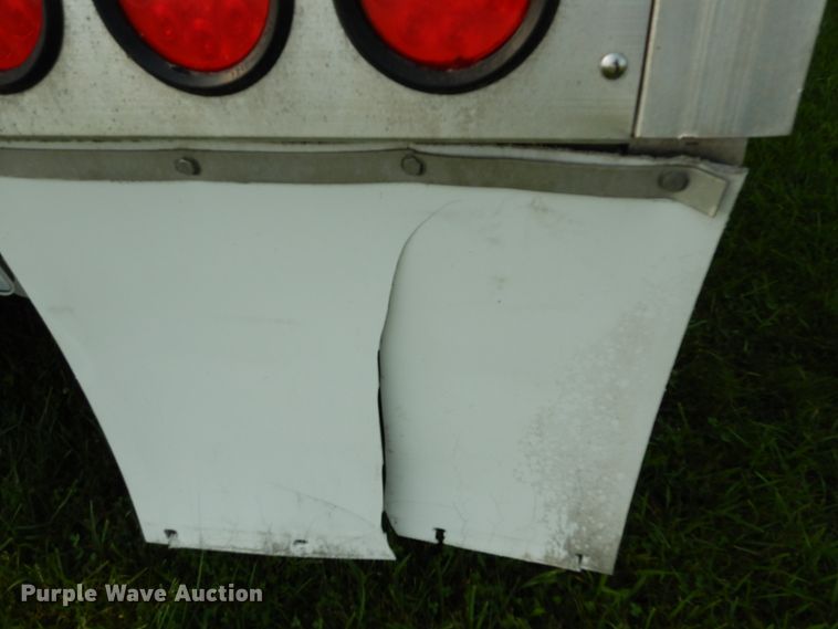 image for item II9612 2015 Wilson DWH-551CB  grain trailer