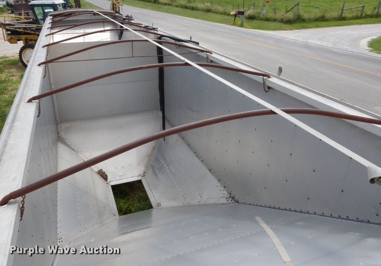 image for item II9637 1992 Timpte  grain trailer