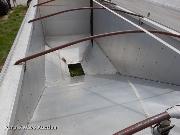 image for item II9637 1992 Timpte  grain trailer