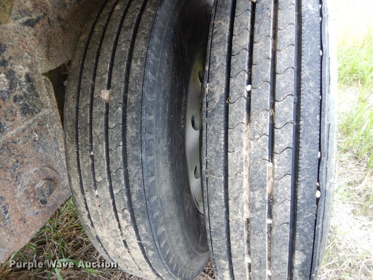 image for item II9637 1992 Timpte  grain trailer