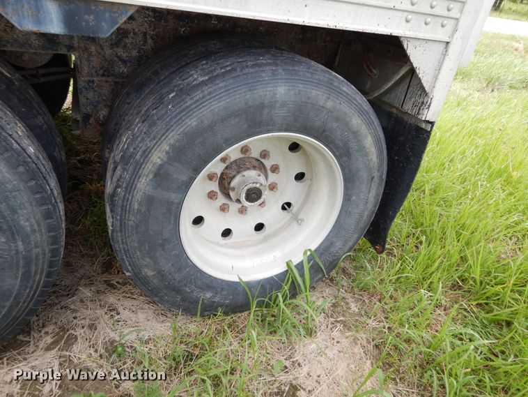 image for item II9637 1992 Timpte  grain trailer