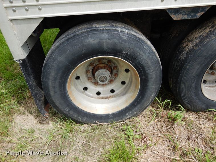 image for item II9637 1992 Timpte  grain trailer