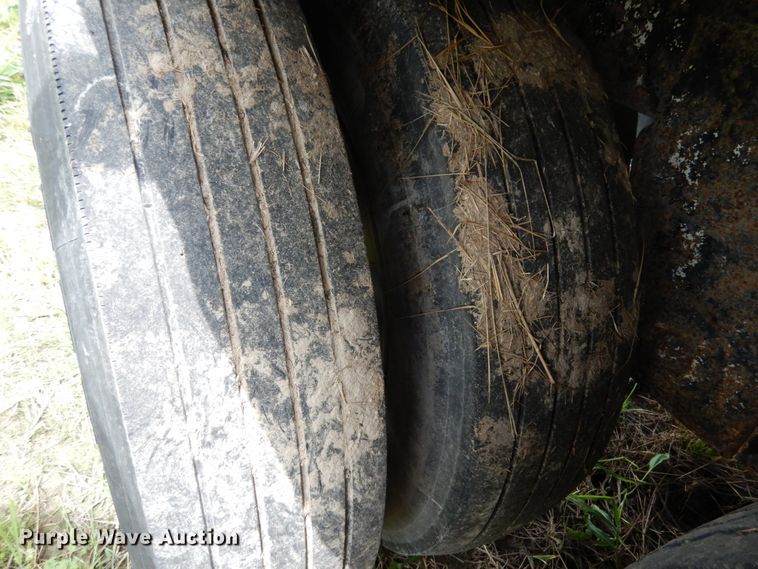 image for item II9637 1992 Timpte  grain trailer