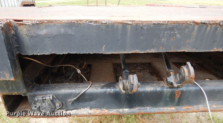 image for item II9638 1988 ASI  drop deck trailer