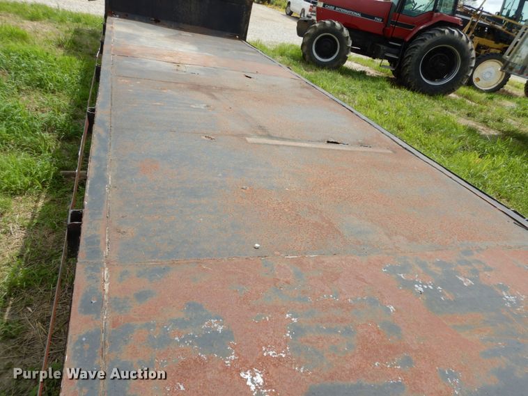 image for item II9638 1988 ASI  drop deck trailer