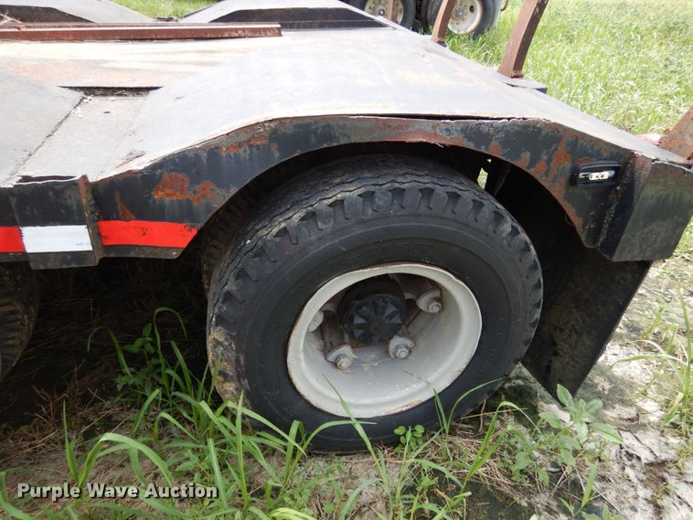 image for item II9638 1988 ASI  drop deck trailer