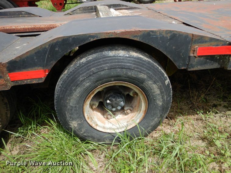 image for item II9638 1988 ASI  drop deck trailer