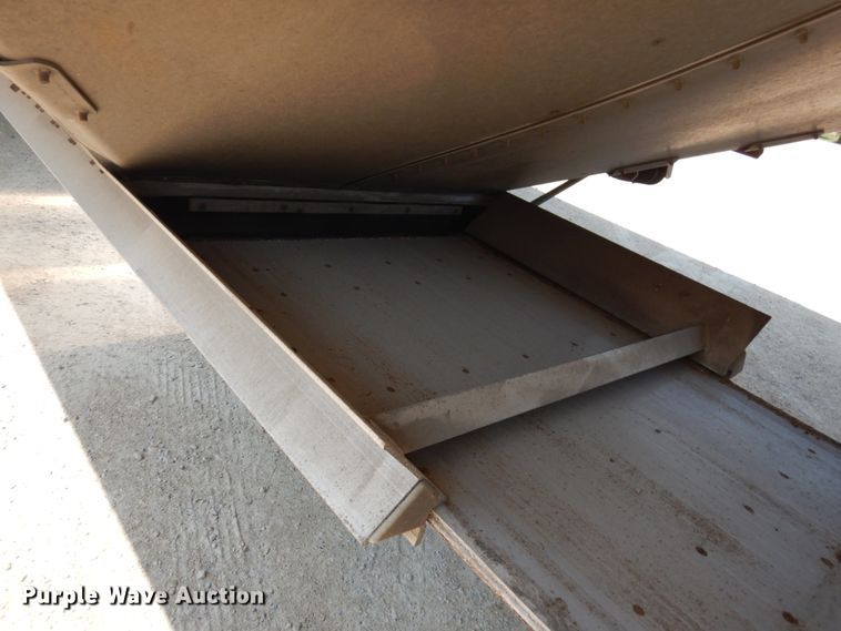 image for item IL9862 2019 Timpte  grain trailer