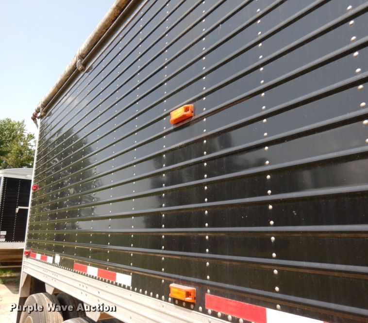 image for item IL9863 2020 Timpte  grain trailer