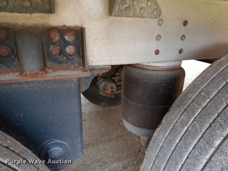 image for item IL9863 2020 Timpte  grain trailer