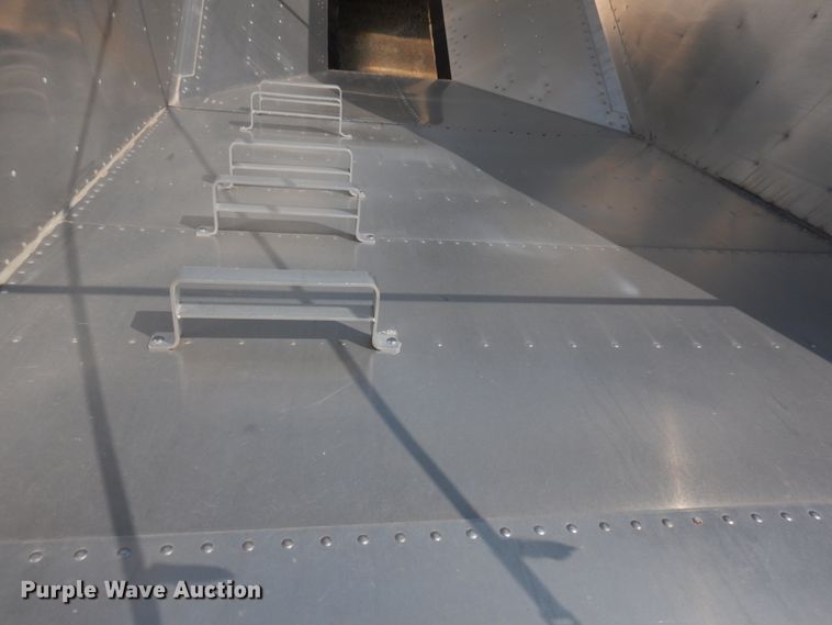 image for item IL9863 2020 Timpte  grain trailer