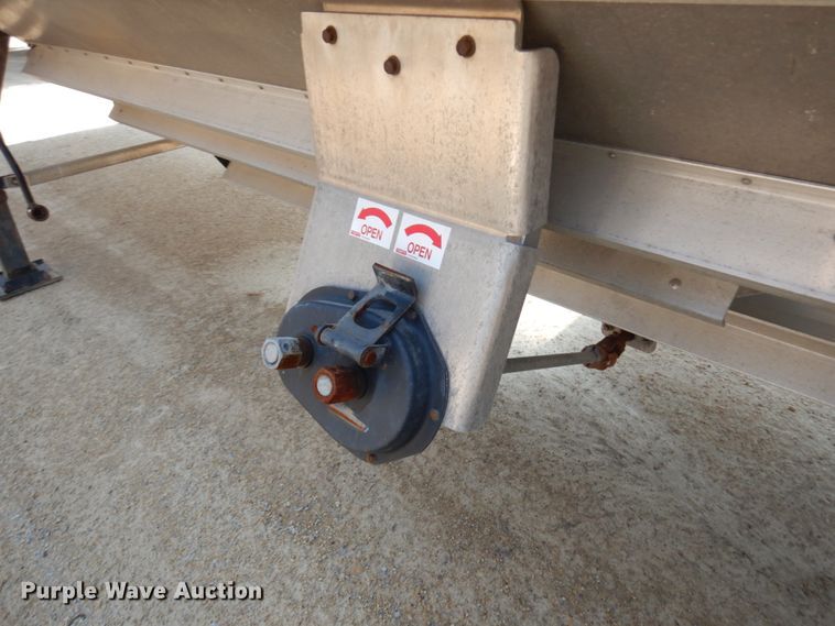 image for item IL9863 2020 Timpte  grain trailer