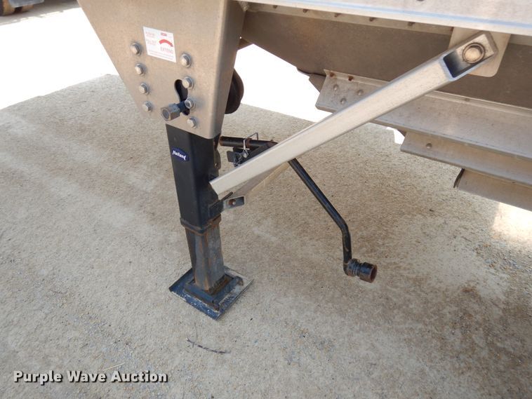 image for item IL9863 2020 Timpte  grain trailer