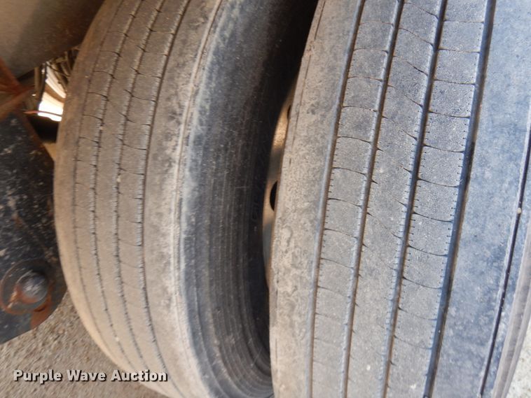 image for item IL9863 2020 Timpte  grain trailer