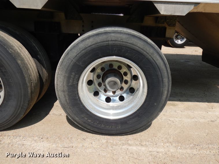 image for item IL9863 2020 Timpte  grain trailer