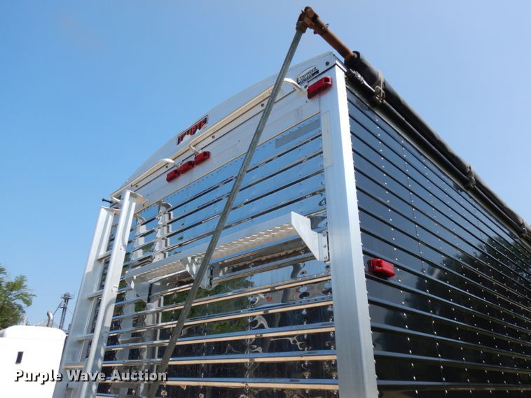 image for item IL9864 2016 Timpte  grain trailer