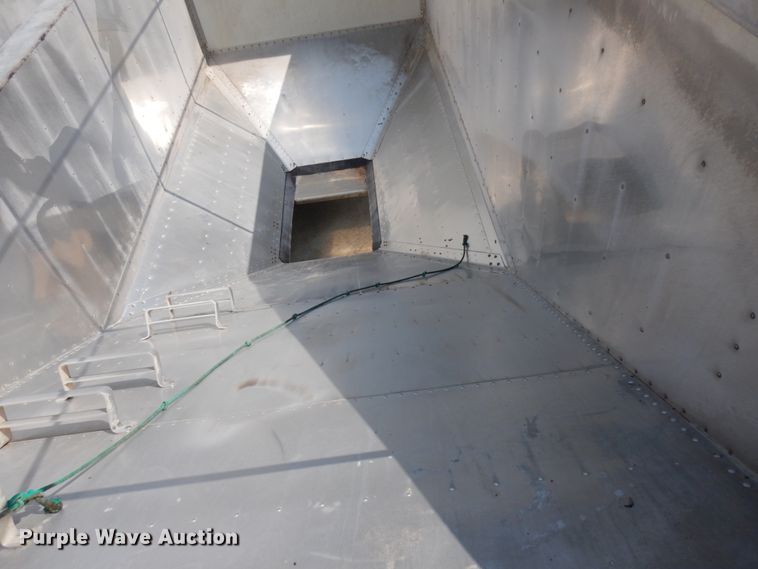 image for item IL9864 2016 Timpte  grain trailer