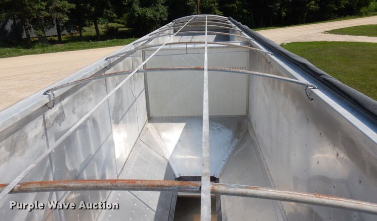 image for item IL9864 2016 Timpte  grain trailer