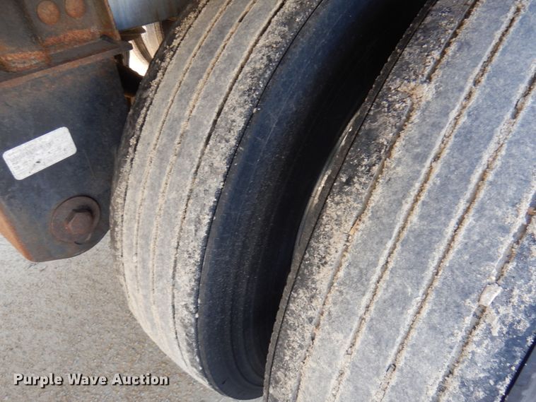 image for item IL9864 2016 Timpte  grain trailer