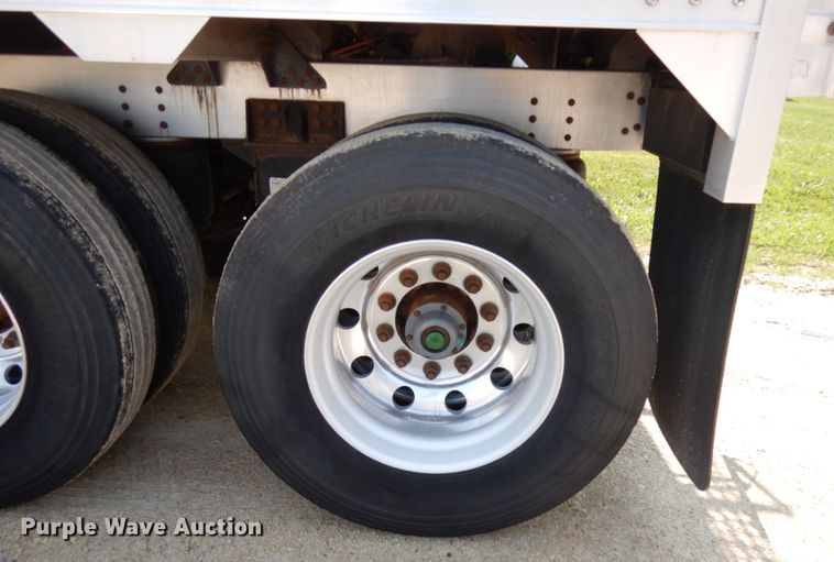 image for item IL9864 2016 Timpte  grain trailer