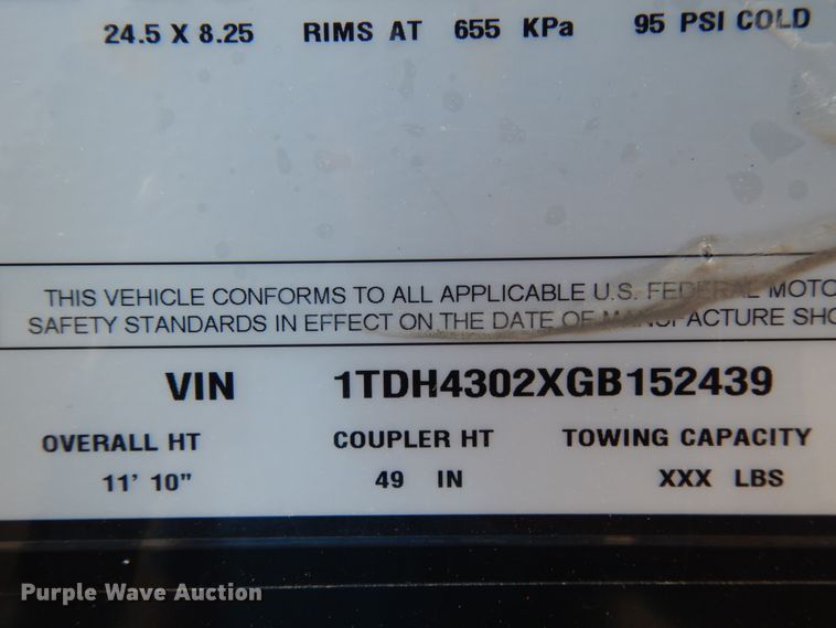 image for item IL9864 2016 Timpte  grain trailer